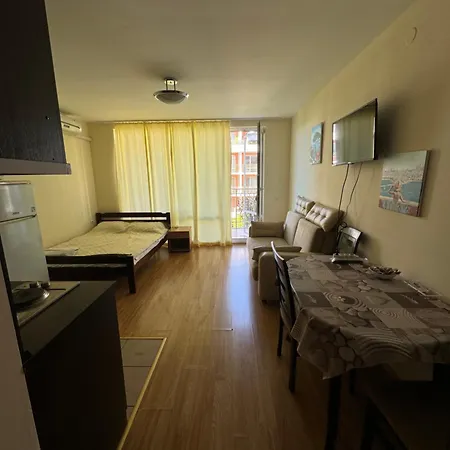 Private In Crown Fort Club Apartment Sveti Vlas